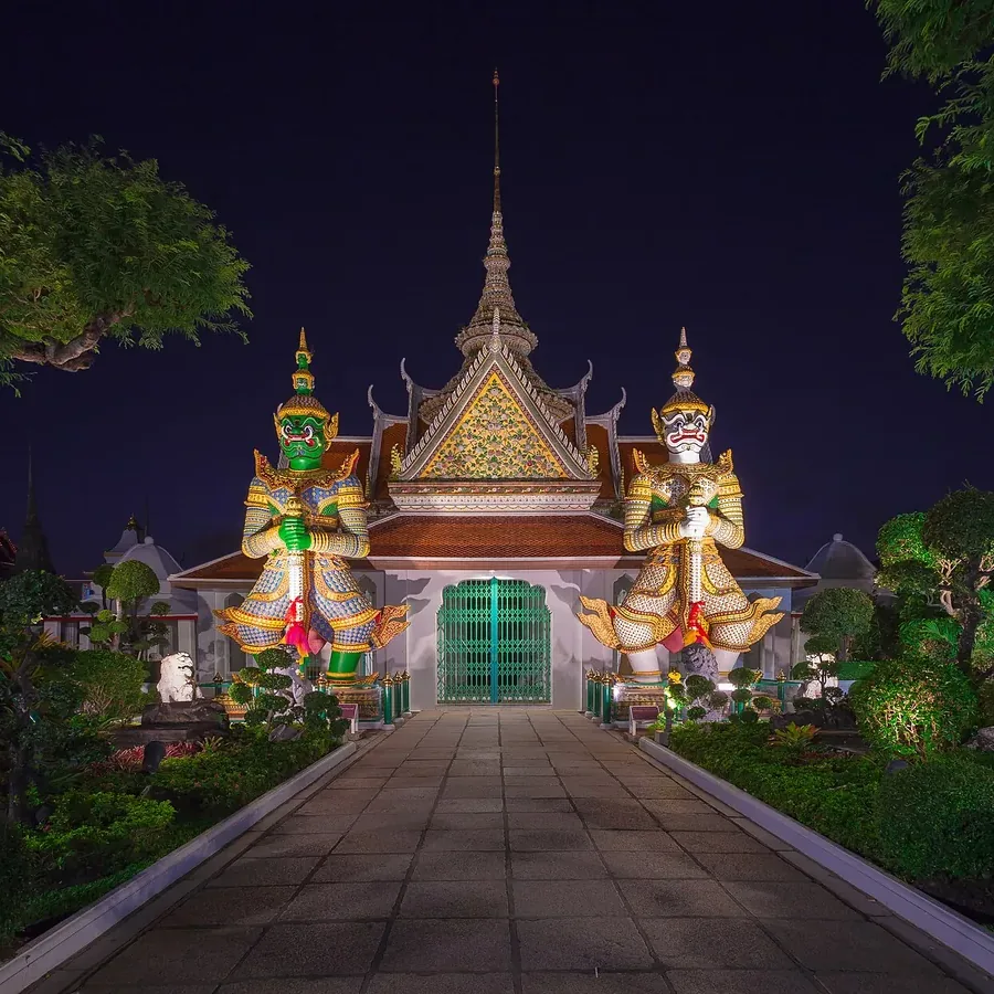 The Chao Phraya river through Bangkok